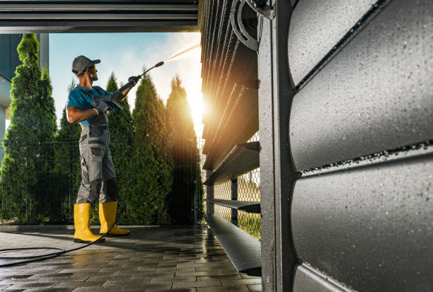 Best Oil Spill Cleanup  in Santa Ana, CA